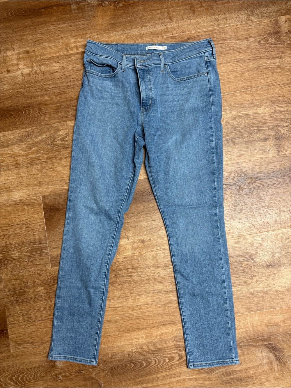 Levi 311 Shaping Skinny Slim Stretch Jeans in Medium Blue